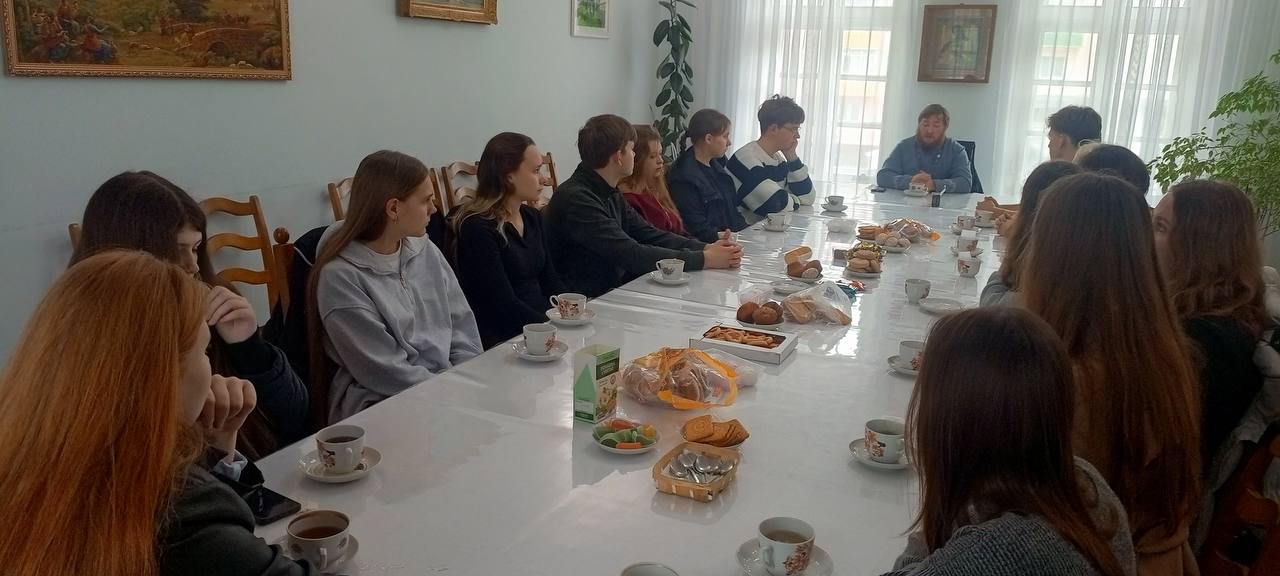 beseda studentov s iyereyem 03