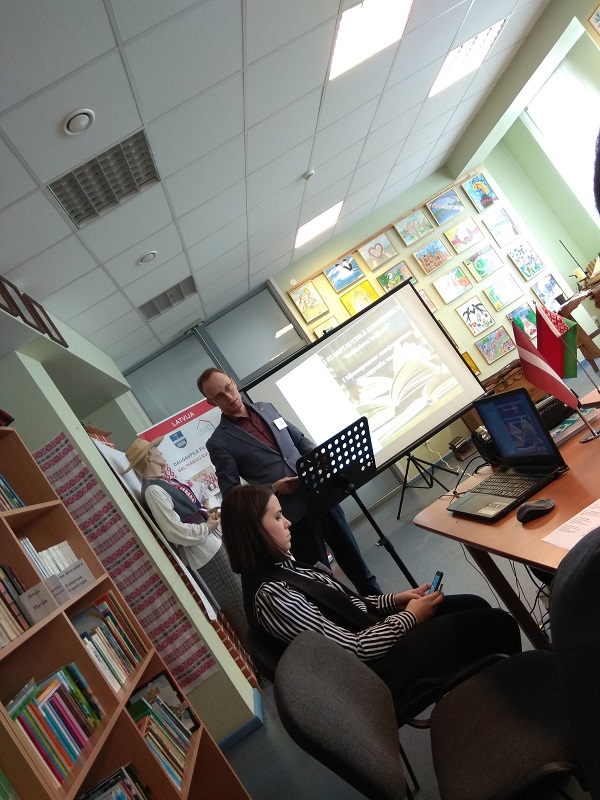 А. Герберг делает доклад о латышах в Витебской губернии