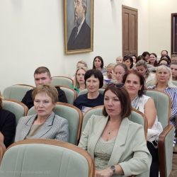 associations curators 10