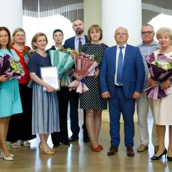 den meditsinskikh rabotnikov 18