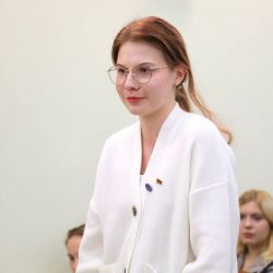 dialog plosh day edinstva 07