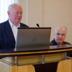 dialogovaya ploshadka 05