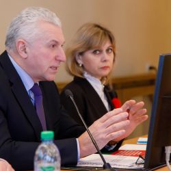 dialogovaya ploshadka 09