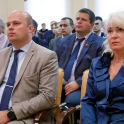 discussion platform 05