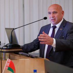 discussion platform 10