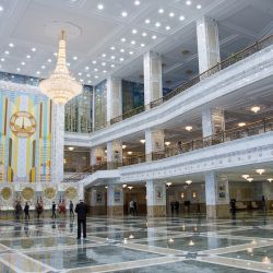 eks dvorets nezavisimosti 04