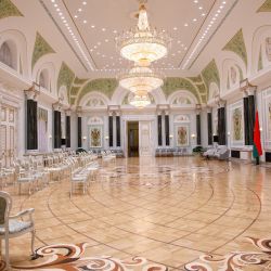 eks dvorets nezavisimosti 19