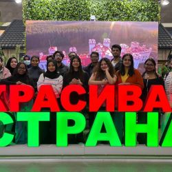 inostrannie studenti na vistavke 05