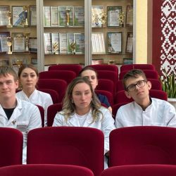 meeting with young professionals 03