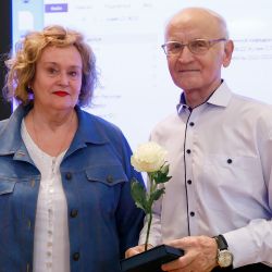 nagrazhdeniye sotrudnikov 08