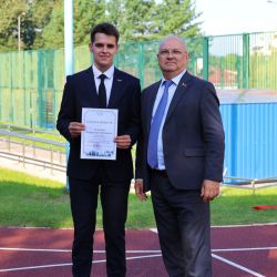 obnovlennyy begovoy  kompleks 10