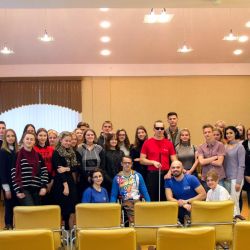 on the eve of the election04