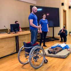 on the eve of the election07