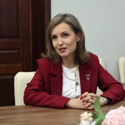 otkrytyy dialog s molodymi spetsialistami 005