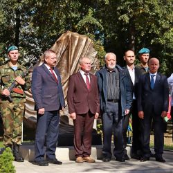 pamyat o mujestve 05