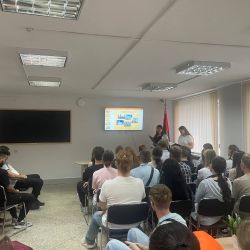 pass on experience 04