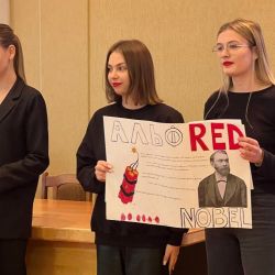 pharmaceutical games 06