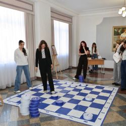 prazdnichnaya aktsiya 08