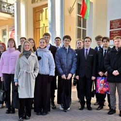 progulka po dvorcu 02