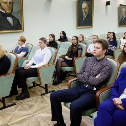 rector with student activists 02