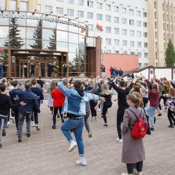 spoyom gimn  vmeste 8