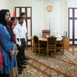 torzhestvennoye vrucheniye studencheskikh biletov 03