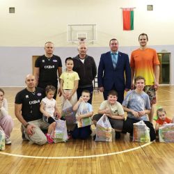 v vsmu proshol sportivno razvlekatelnyy prazdnik 008