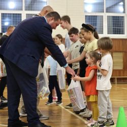 v vsmu proshol sportivno razvlekatelnyy prazdnik 009