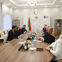 visit honorary consul 04