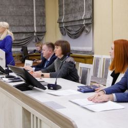 yarmarka vakansiy 06